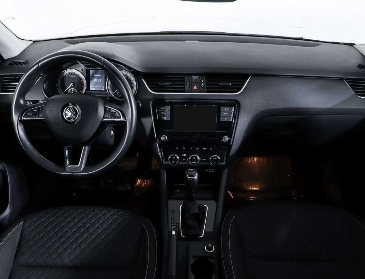 Купить Skoda Octavia, 2018, 53 200 км, фото №12