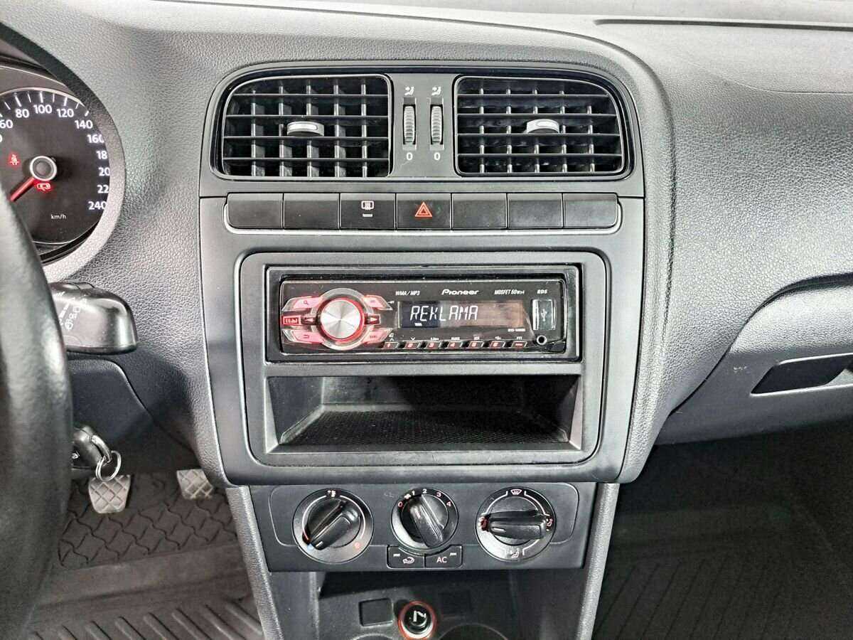 Купить Volkswagen Polo, 2012, 120 050 км, фото №13