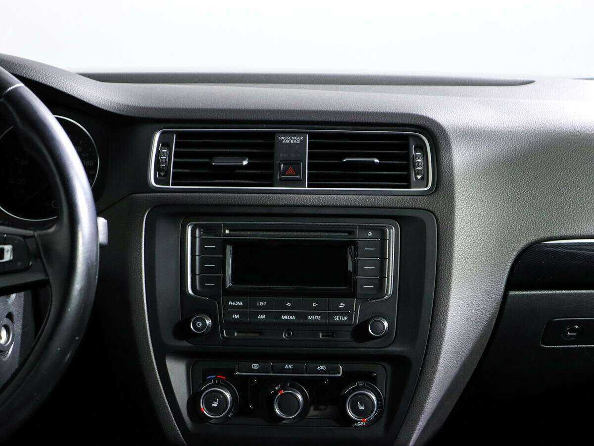 Купить Volkswagen Jetta, 2016, 141 263 км, фото №12