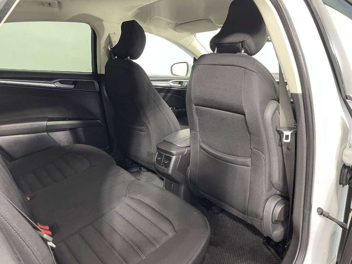 Купить Ford Mondeo, 2015, 147 359 км, фото №17