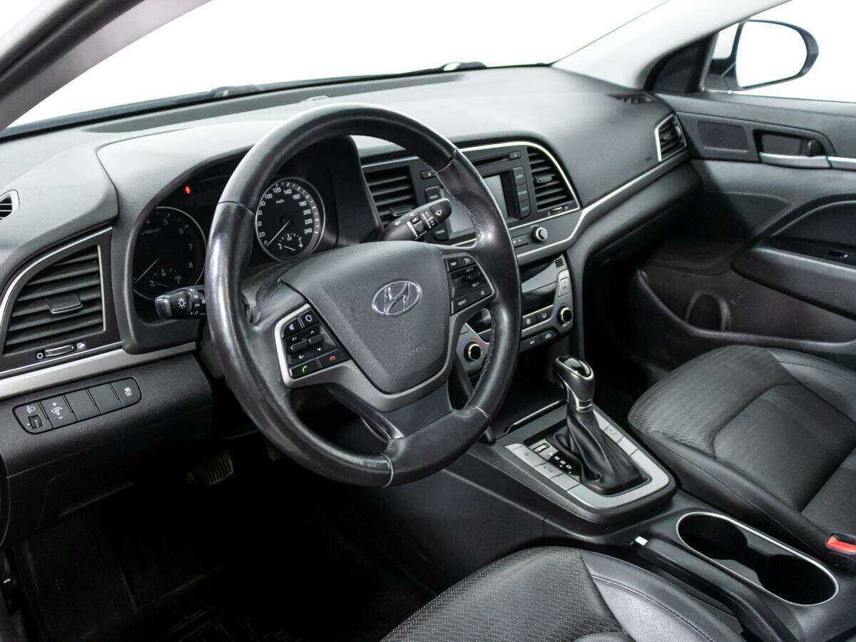 Купить Hyundai Elantra, 2016, 115 307 км, фото №11