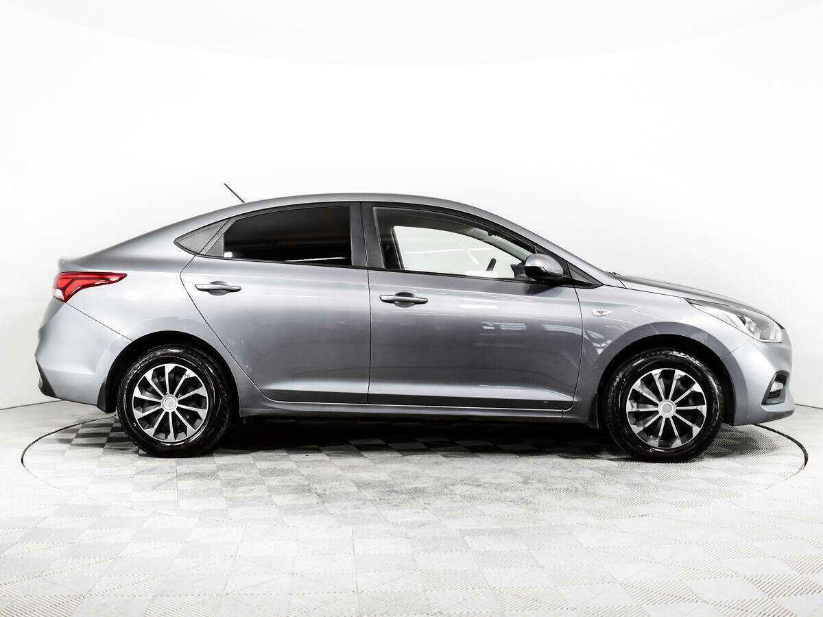 Купить Hyundai Solaris, 2017, 86 510 км, фото №4