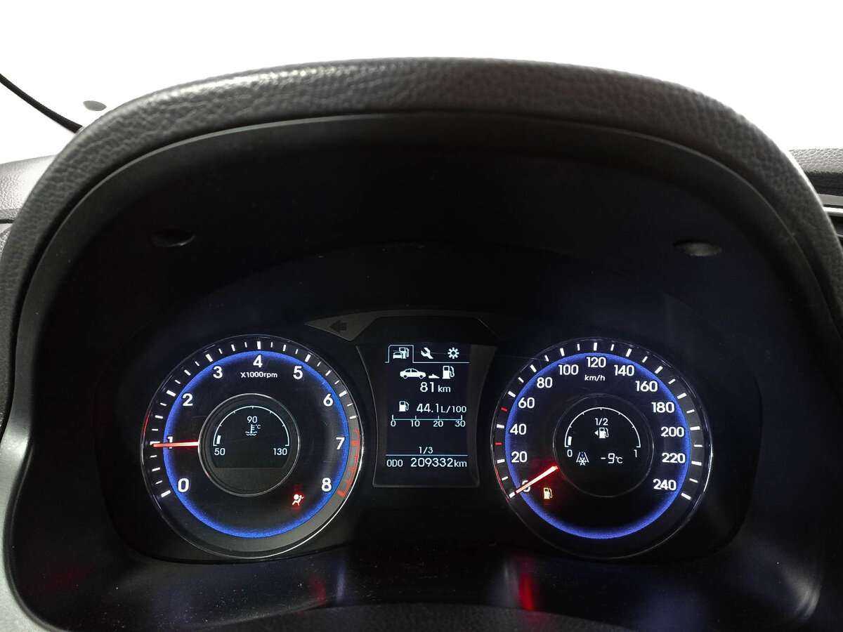 Купить Hyundai i40, 2015, 209 332 км, фото №11