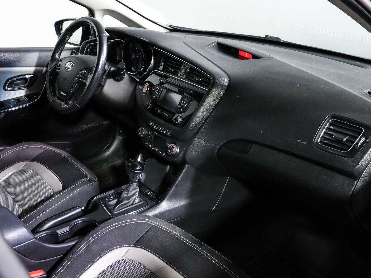 Купить Kia Ceed, 2015, 125 282 км, фото №9