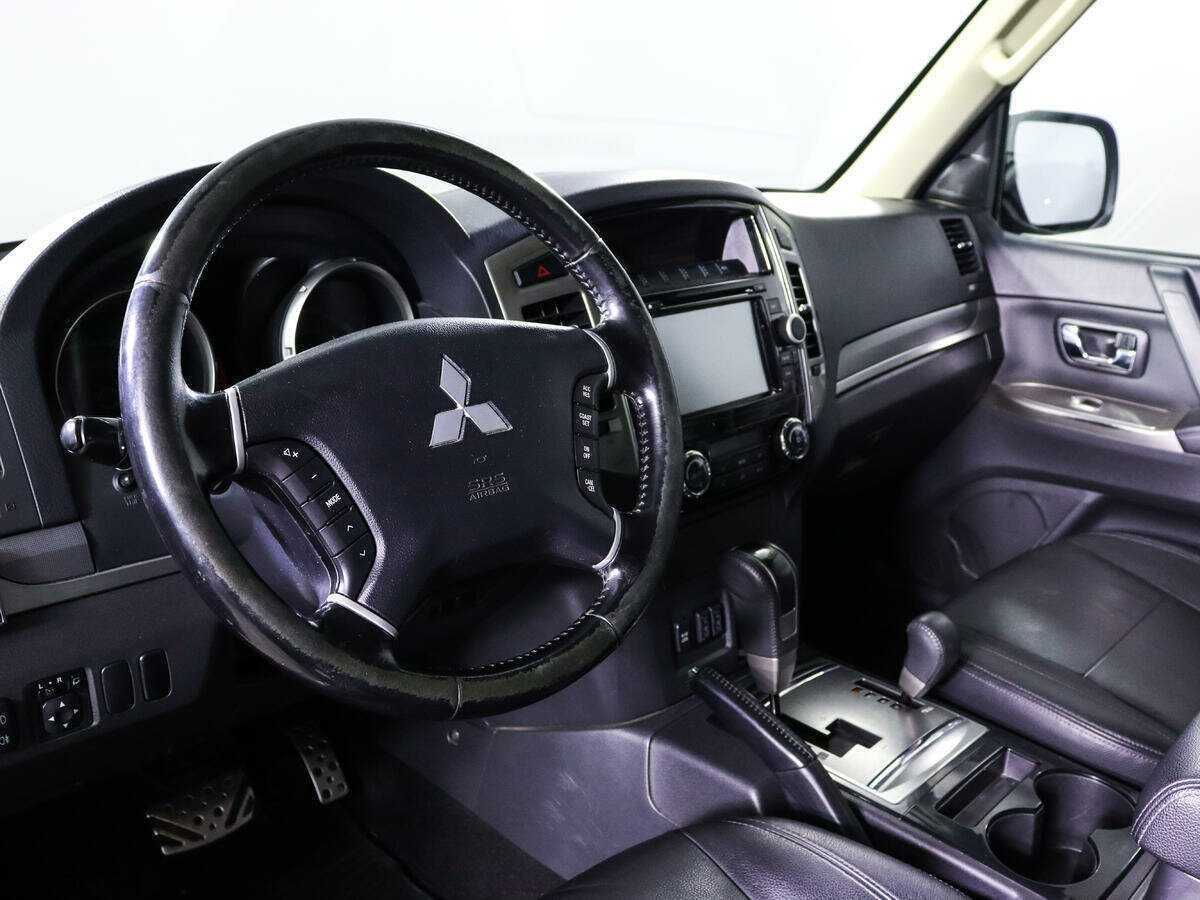 Купить Mitsubishi Pajero, 2014, 282 056 км, фото №12