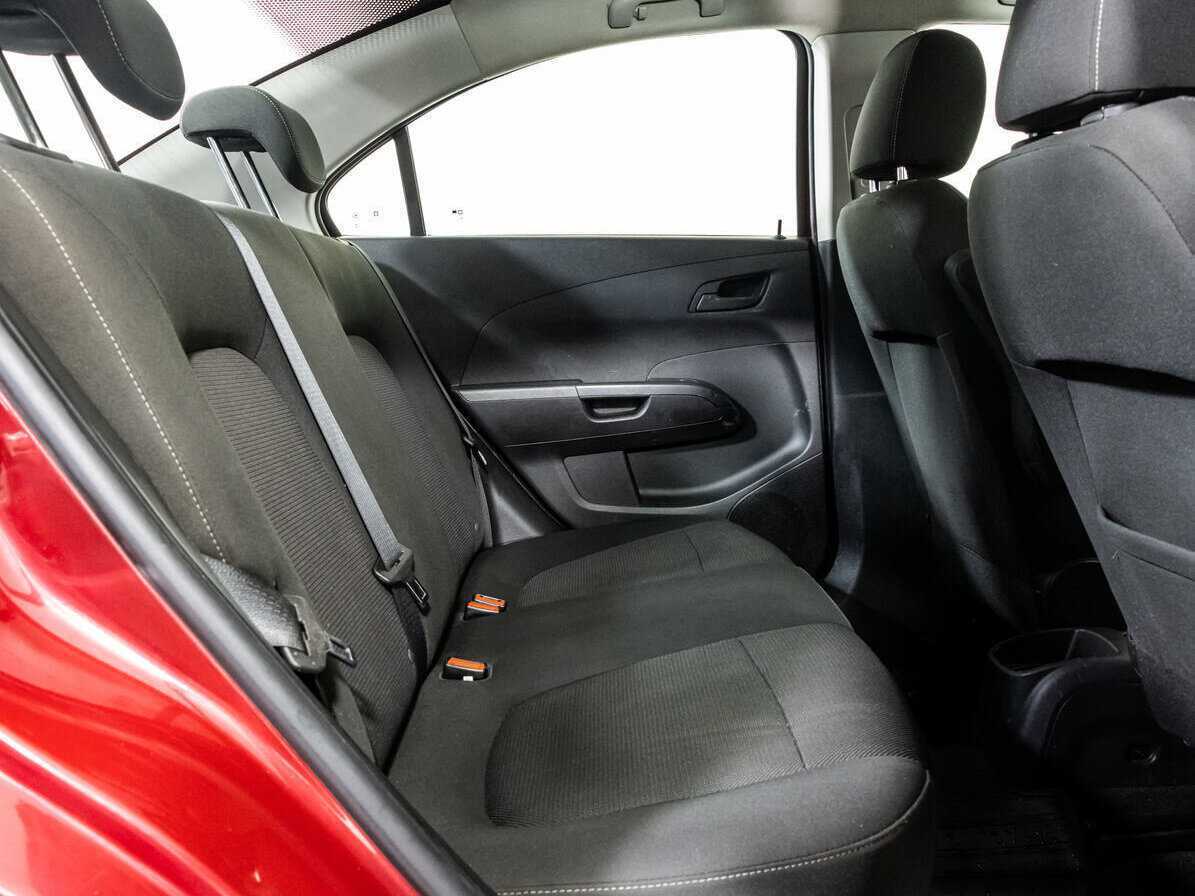 Купить Chevrolet Aveo, 2015, 86 030 км, фото №14