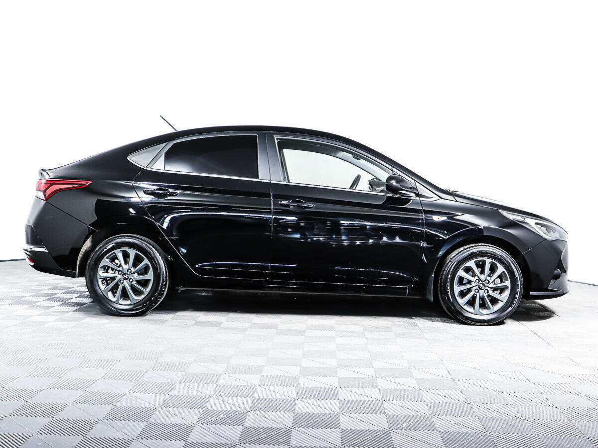 Купить Hyundai Solaris, 2022, 45 761 км, фото №4