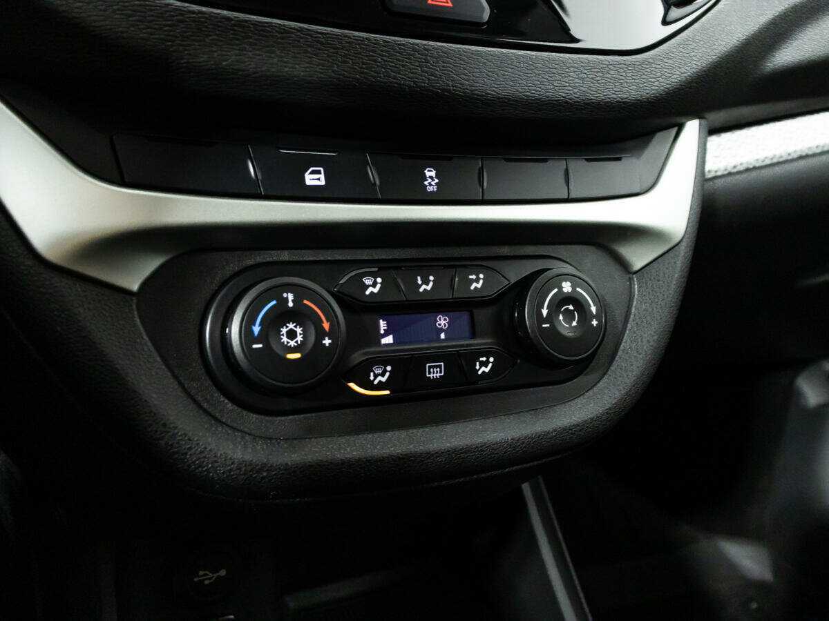 Купить Lada (ВАЗ) Vesta SW Cross, 2022, 56 195 км, фото №13