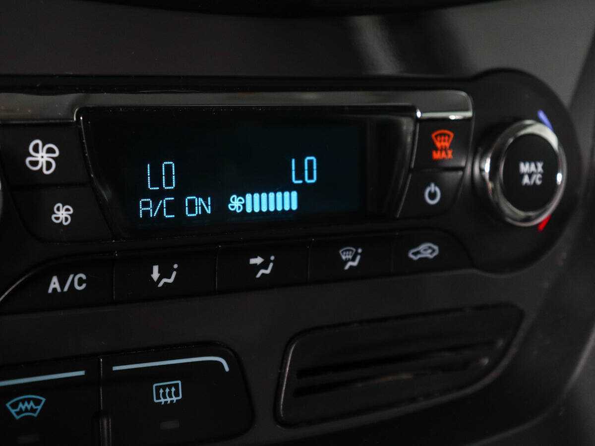 Купить Ford Kuga, 2013, 127 023 км, фото №16