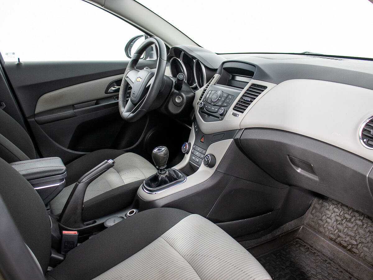 Купить Chevrolet Cruze, 2012, 226 514 км, фото №7