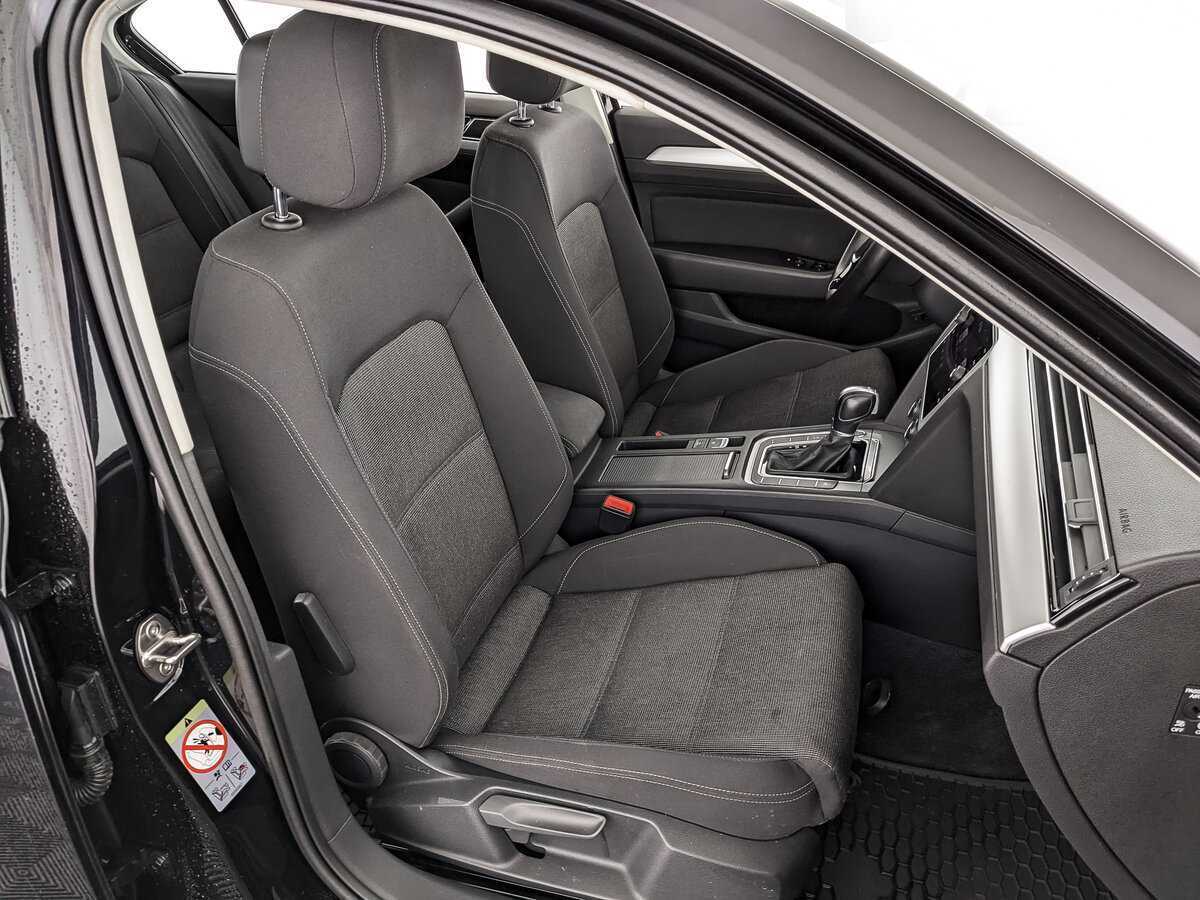 Купить Volkswagen Passat, 2018, 108 936 км, фото №20
