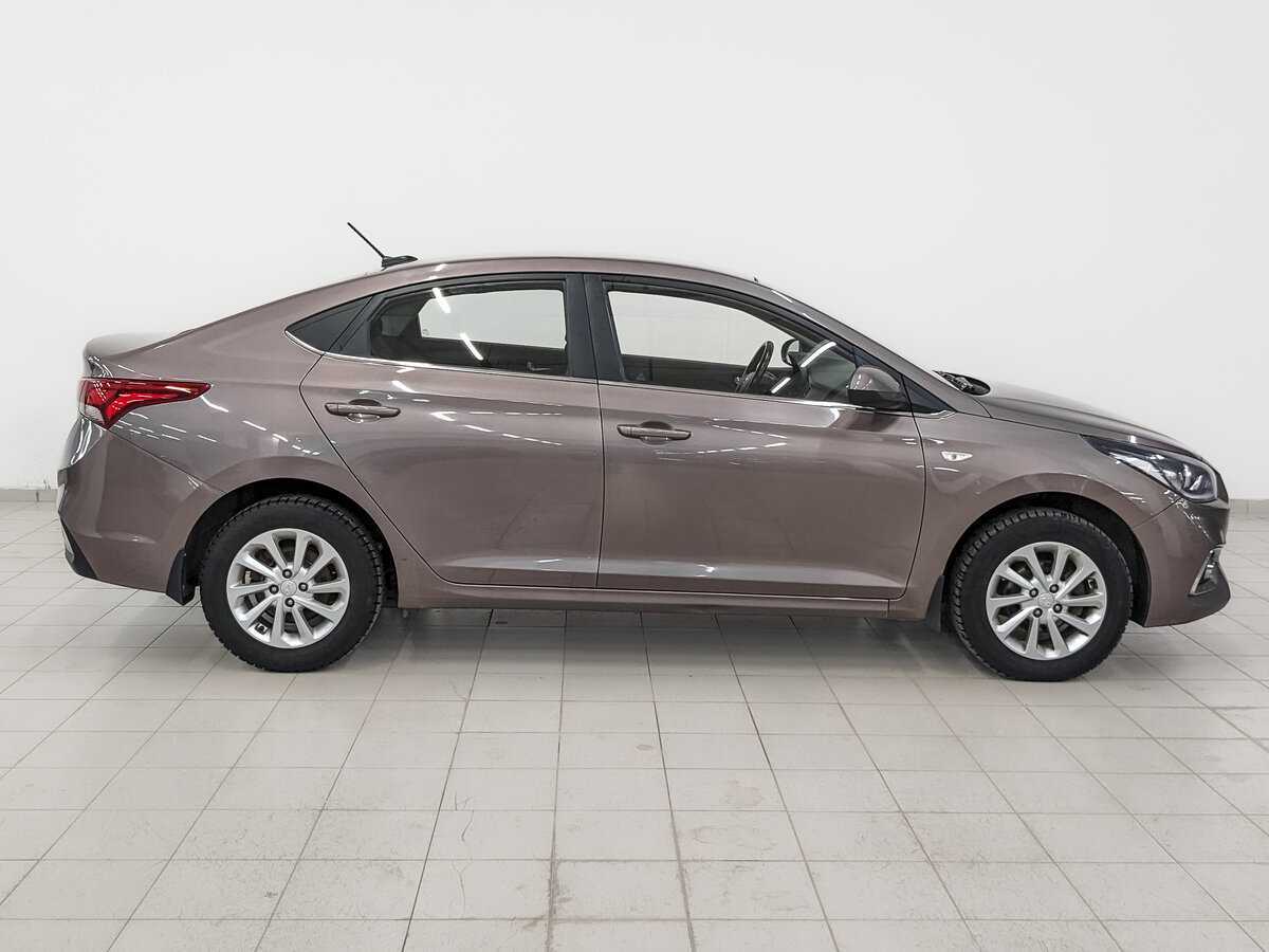 Купить Hyundai Solaris, 2018, 129 664 км, фото №4