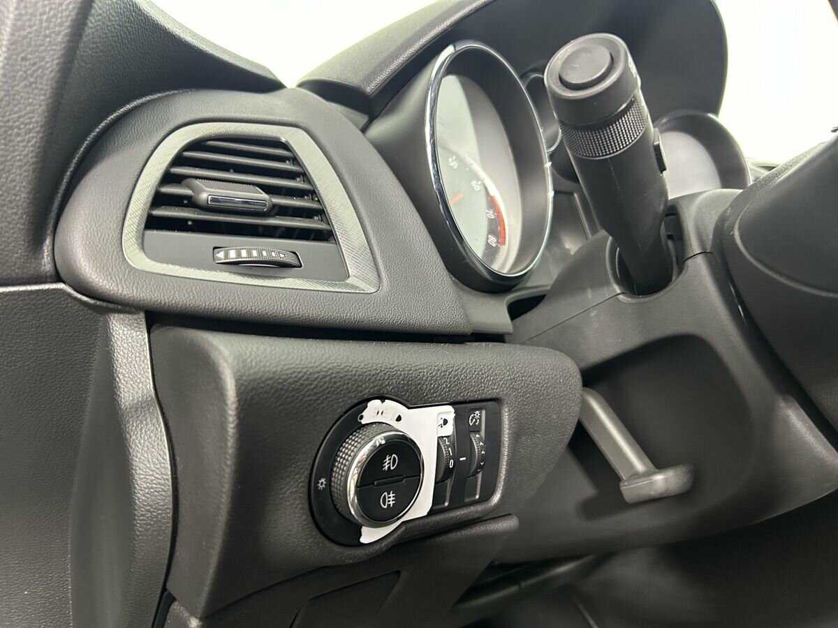 Купить Opel Astra, 2012, 176 107 км, фото №9