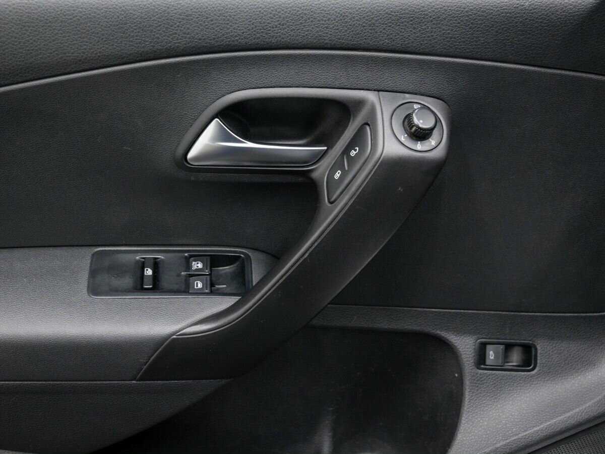 Купить Volkswagen Polo, 2013, 254 000 км, фото №13