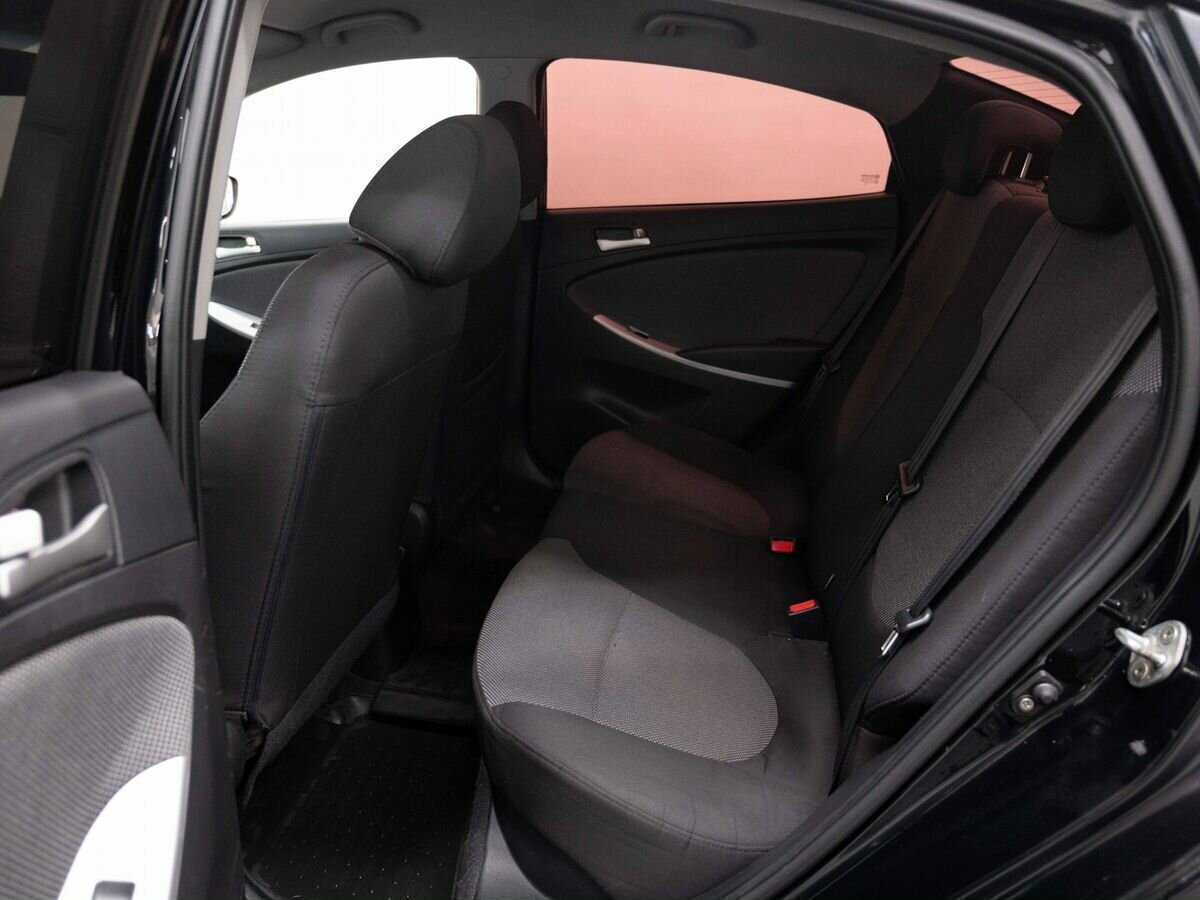 Купить Hyundai Solaris, 2013, 117 000 км, фото №9