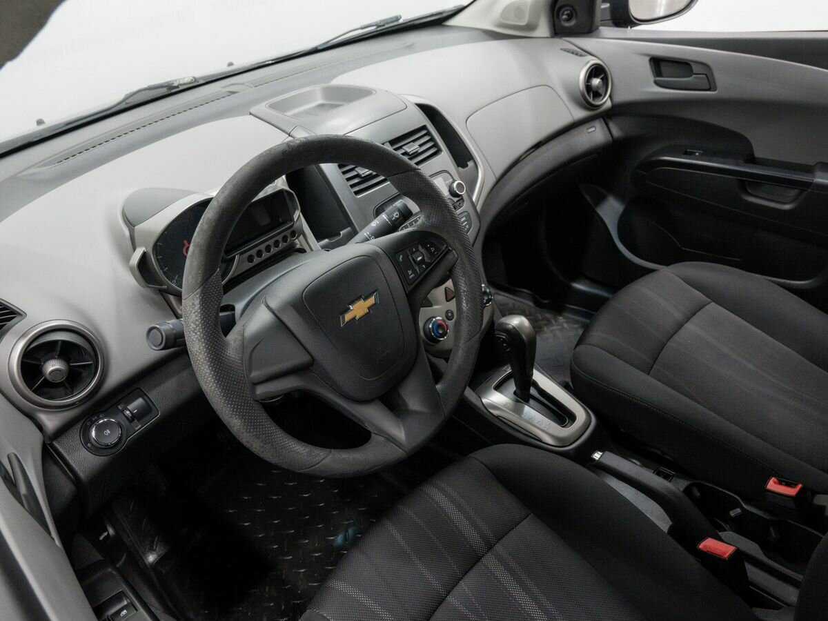 Купить Chevrolet Aveo, 2012, 156 250 км, фото №10