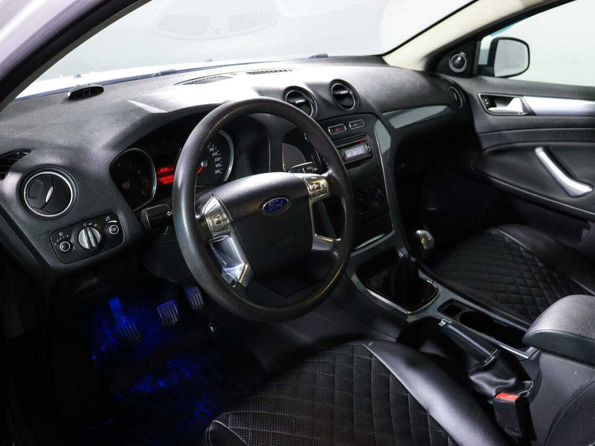 Купить Ford Mondeo, 2012, 231 270 км, фото №12