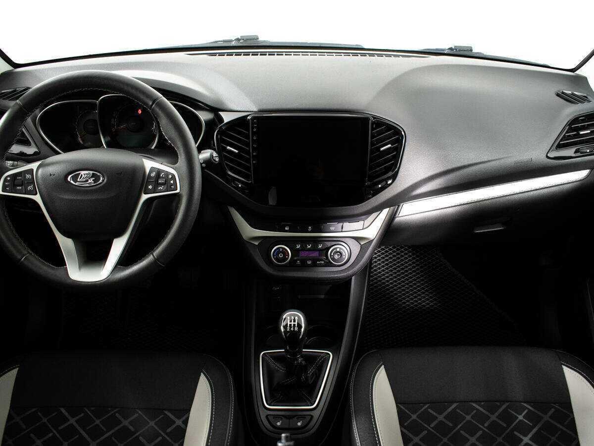 Купить Lada (ВАЗ) Vesta SW Cross, 2019, 30 900 км, фото №7