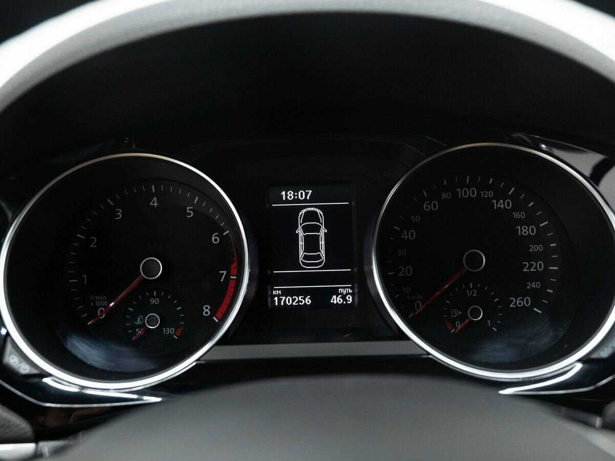 Купить Volkswagen Jetta, 2016, 170 000 км, фото №17