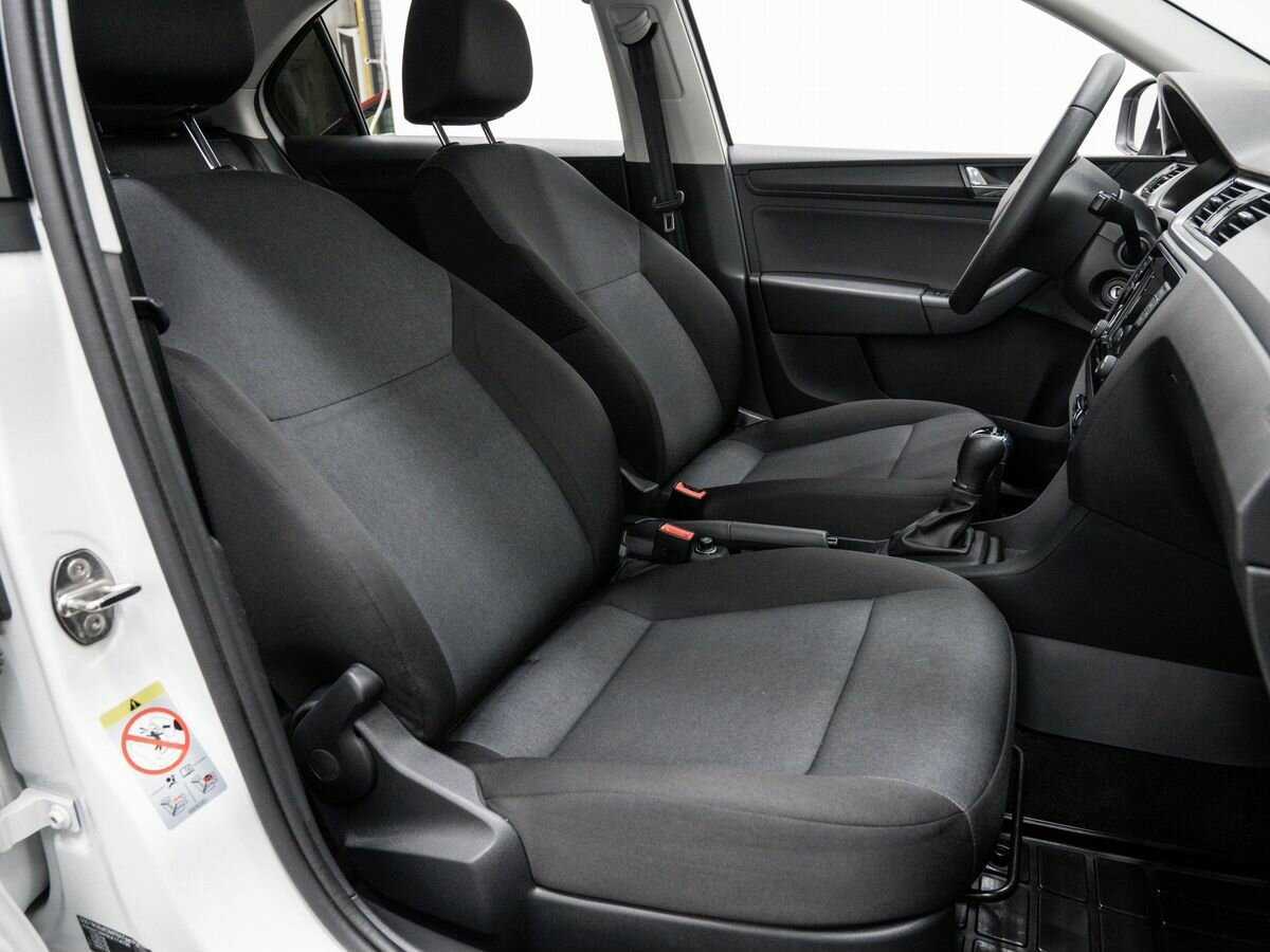 Купить Skoda Rapid, 2019, 60 000 км, фото №9