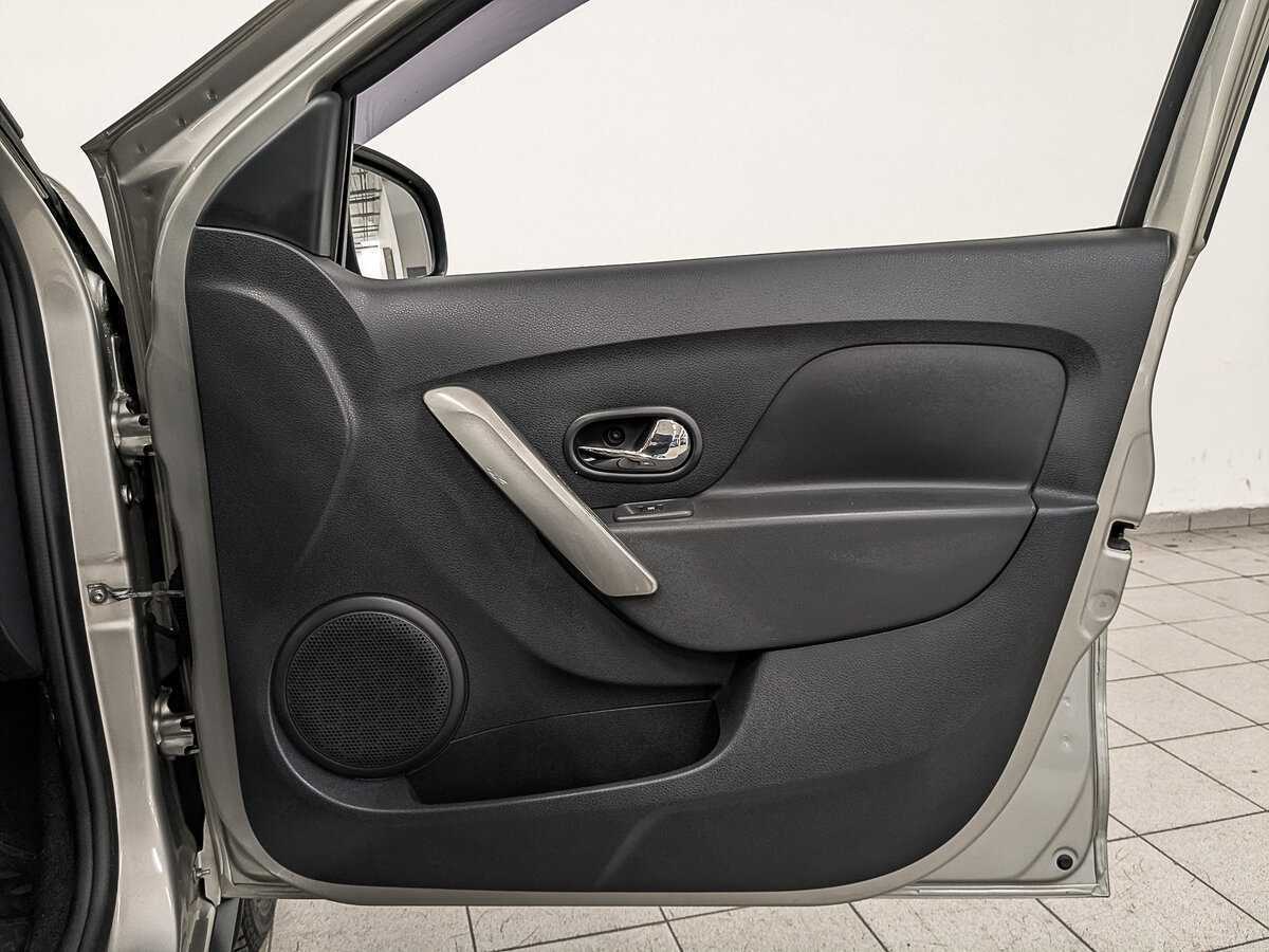 Купить Renault Logan Stepway, 2019, 52 651 км, фото №25