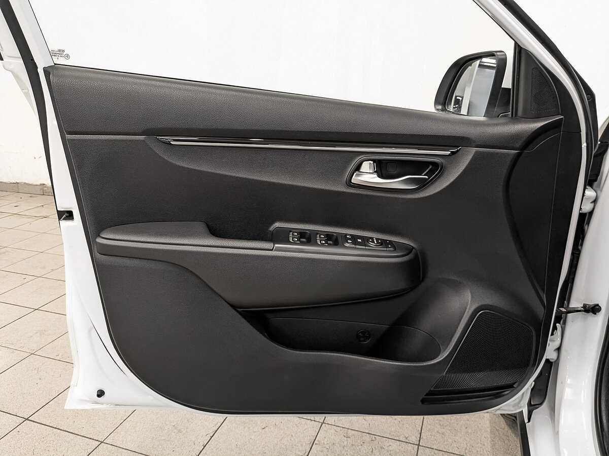 Купить Kia Rio X-Line, 2020, 55 892 км, фото №19