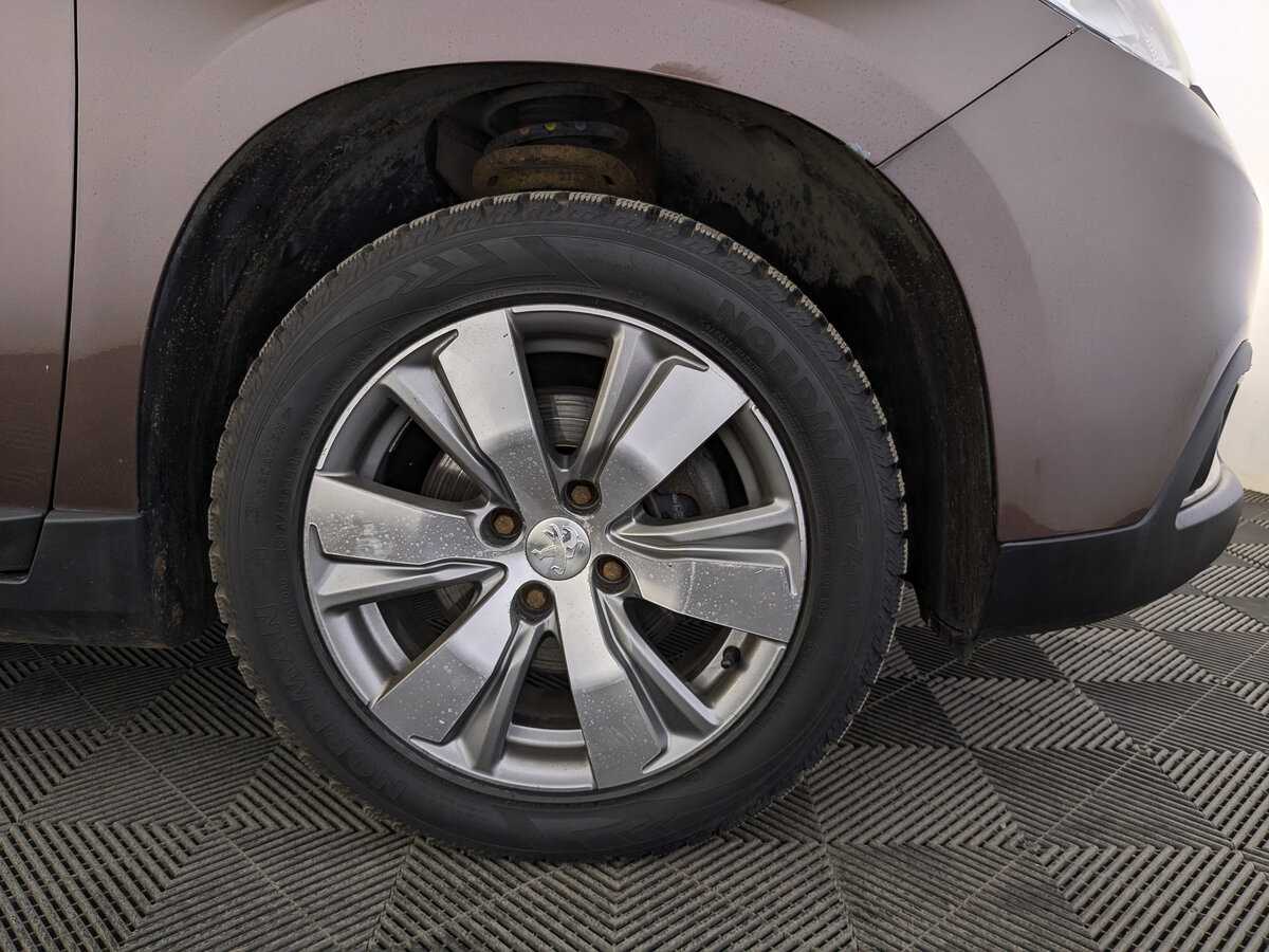 Купить Peugeot 2008, 2014, 113 475 км, фото №12