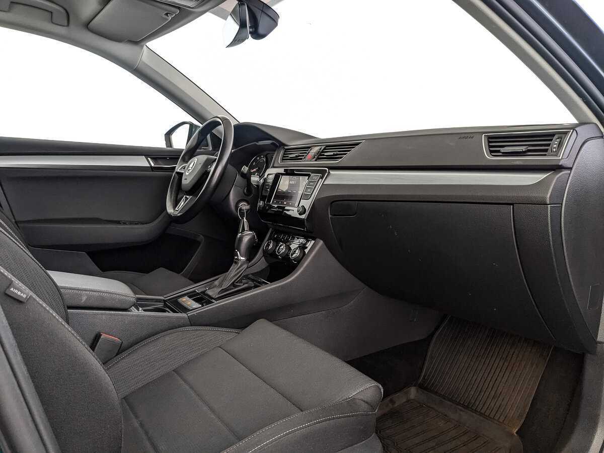 Купить Skoda Superb, 2019, 155 899 км, фото №13