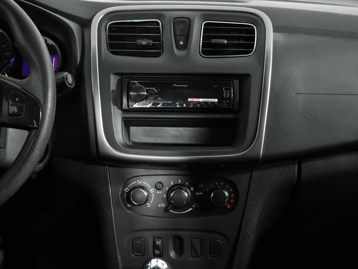 Купить Renault Sandero Stepway, 2017, 48 489 км, фото №14