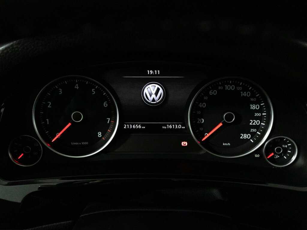 Купить Volkswagen Touareg, 2012, 213 587 км, фото №12