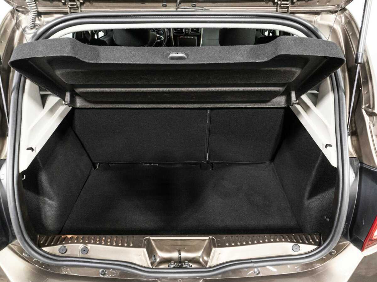 Купить Renault Sandero Stepway, 2019, 37 106 км, фото №15