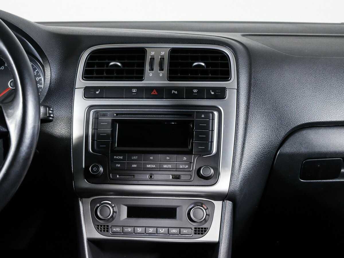 Купить Volkswagen Polo, 2018, 65 260 км, фото №13