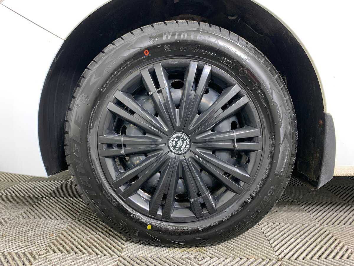 Купить Hyundai Solaris, 2017, 146 130 км, фото №7