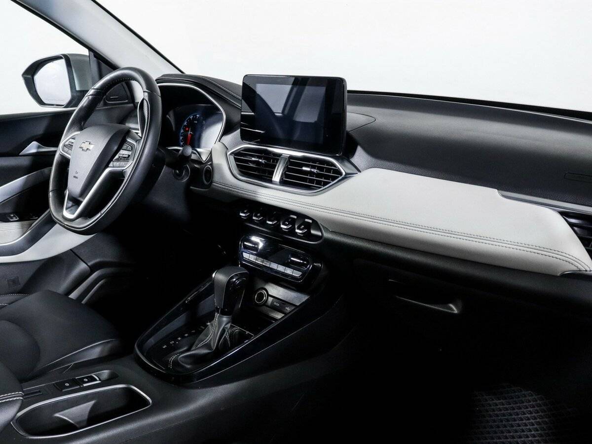 Купить Chevrolet Captiva, 2022, 22 935 км, фото №4