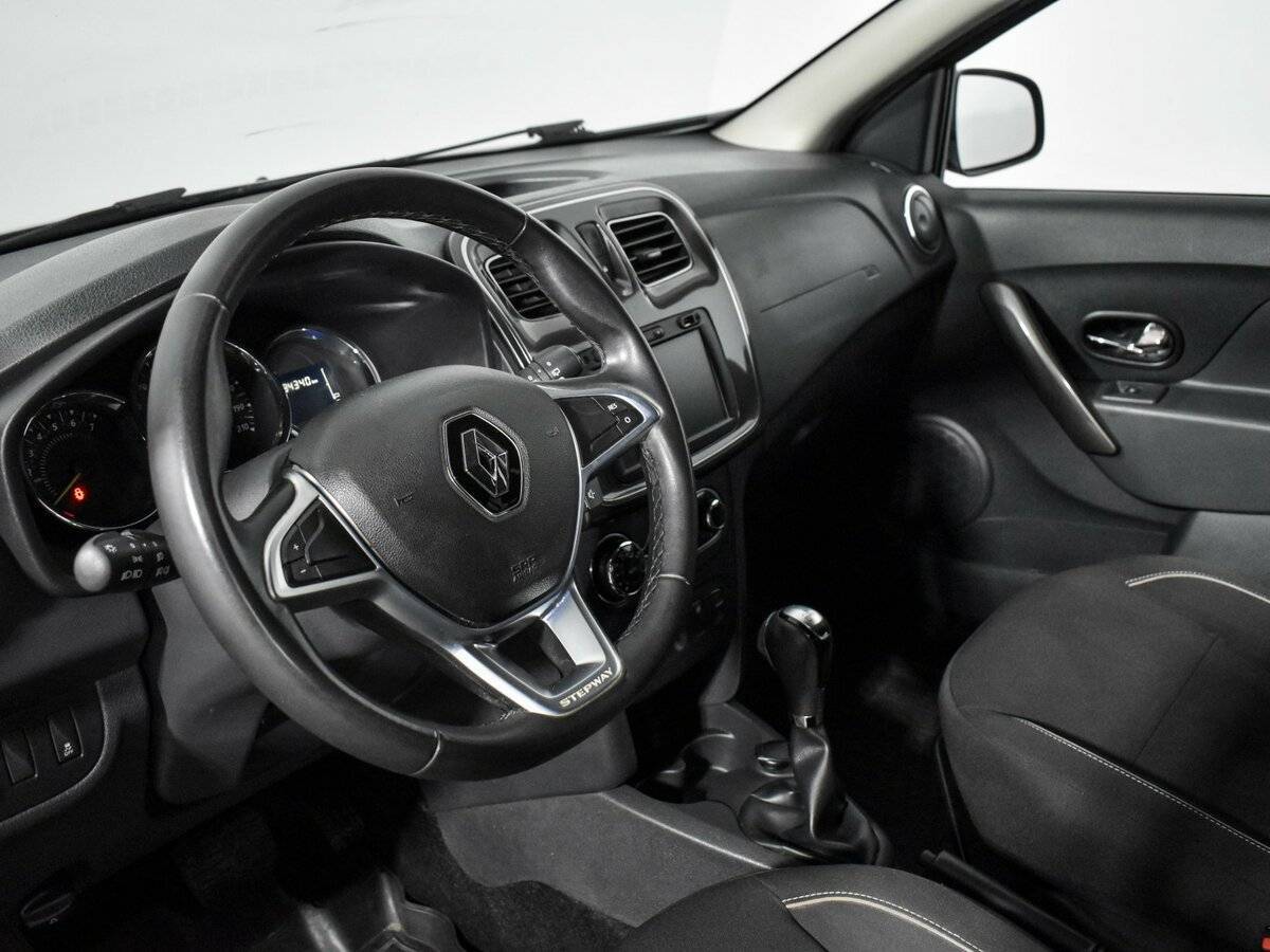 Купить Renault Sandero Stepway, 2019, 84 000 км, фото №17