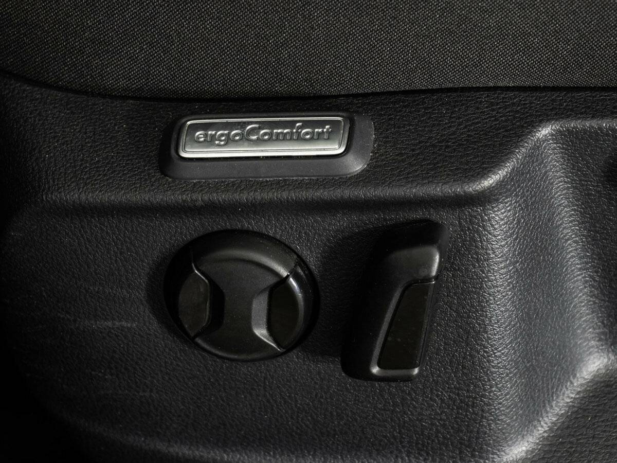 Купить Volkswagen Passat, 2018, 107 332 км, фото №20