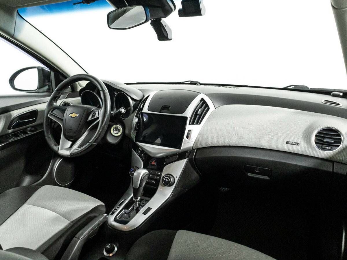 Купить Chevrolet Cruze, 2013, 173 987 км, фото №9