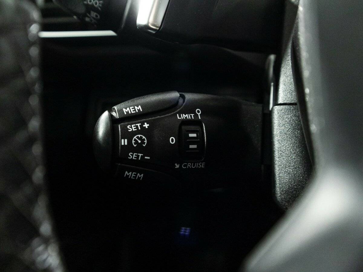 Купить Peugeot 3008, 2017, 101 108 км, фото №22