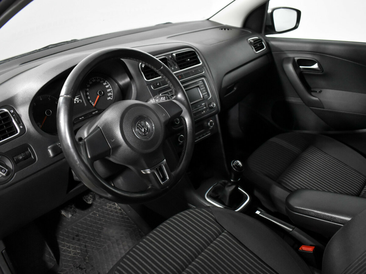 Купить Volkswagen Polo V Рестайлинг, 2015, 240 000 км, фото №9